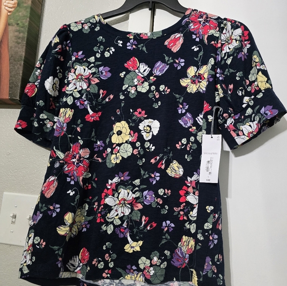 Women Clothes Bundle - Picture 2 of 4